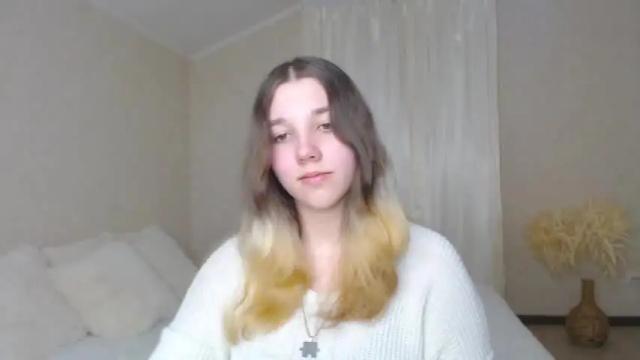 Image 10 of kitty1_kitty Stream on Chaturbate on 16 months ago