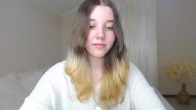Image 4 of kitty1_kitty Stream on Chaturbate on 16 months ago