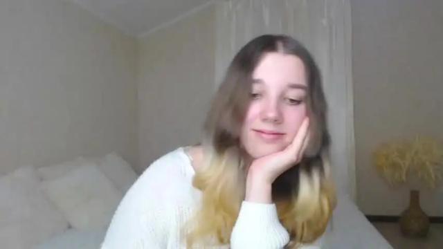 Image 8 of kitty1_kitty Stream on Chaturbate on 16 months ago