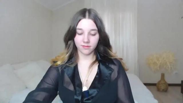 Image 3 of kitty1_kitty Stream on Chaturbate on 21 months ago