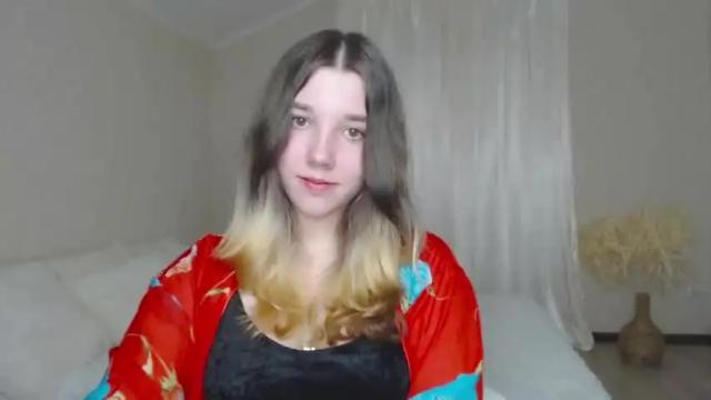 Image 12 of kitty1_kitty Stream on Chaturbate on 16 months ago