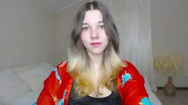 Image 2 of kitty1_kitty Stream on Chaturbate on 16 months ago