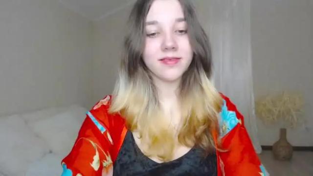 Image 4 of kitty1_kitty Stream on Chaturbate on 16 months ago
