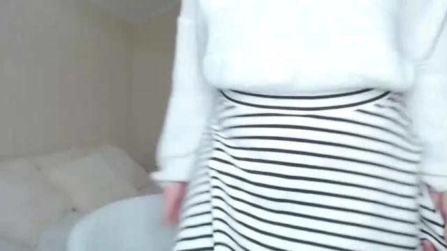 Image 2 of kitty1_kitty Stream on Chaturbate on 16 months ago
