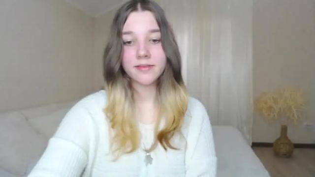 Image 3 of kitty1_kitty Stream on Chaturbate on 16 months ago