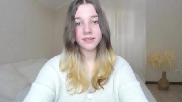 Image 6 of kitty1_kitty Stream on Chaturbate on 16 months ago