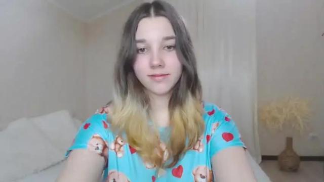 Image 11 of kitty1_kitty Stream on Chaturbate on 16 months ago