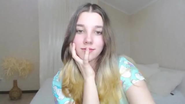 Image 11 of kitty1_kitty Stream on Chaturbate on 16 months ago
