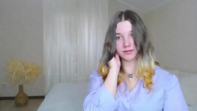 Image 12 of kitty1_kitty Stream on Chaturbate on 16 months ago