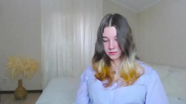 Image 7 of kitty1_kitty Stream on Chaturbate on 16 months ago
