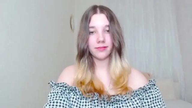 Image 10 of kitty1_kitty Stream on Chaturbate on 16 months ago
