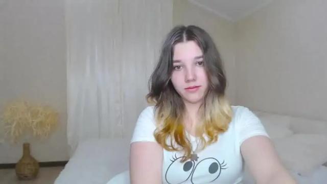 Image 8 of kitty1_kitty Stream on Chaturbate on 16 months ago