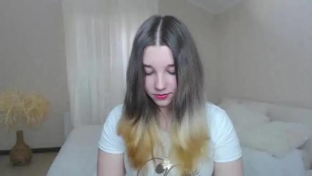 Image 6 of kitty1_kitty Stream on Chaturbate on 15 months ago