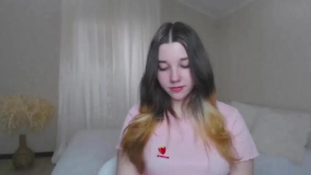 Image 12 of kitty1_kitty Stream on Chaturbate on 15 months ago
