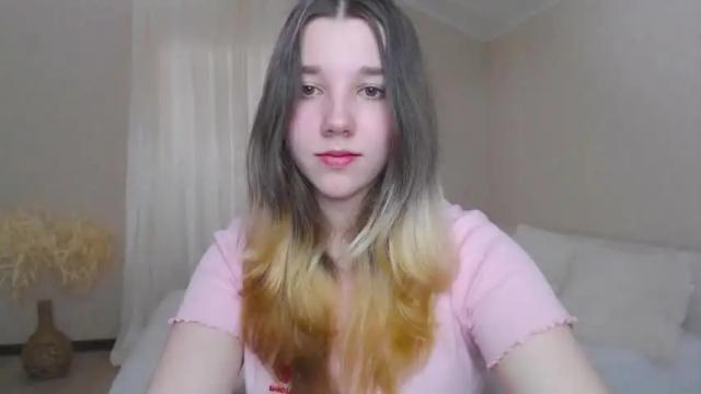 Image 3 of kitty1_kitty Stream on Chaturbate on 15 months ago