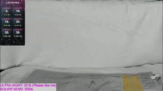 Image 12 of kitty1grey Stream on Chaturbate on 1 month ago