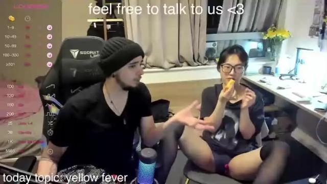 Image 3 of kitty773272 Stream on Chaturbate on 13 months ago