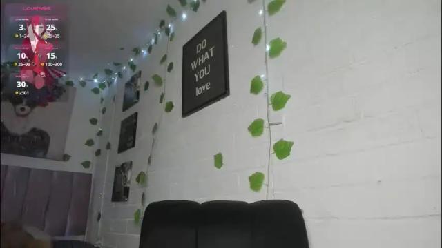 Image 11 of kitty__black__ Stream on Chaturbate on 1 month ago