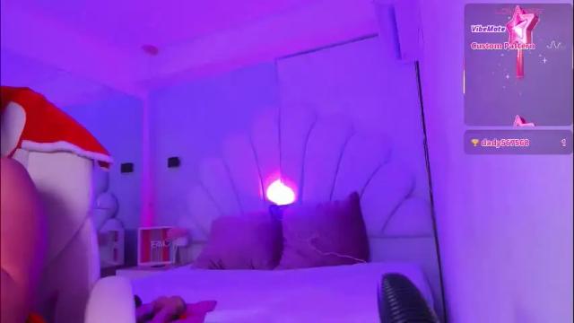 Image 8 of kitty__rouse Stream on Chaturbate on 22 days ago