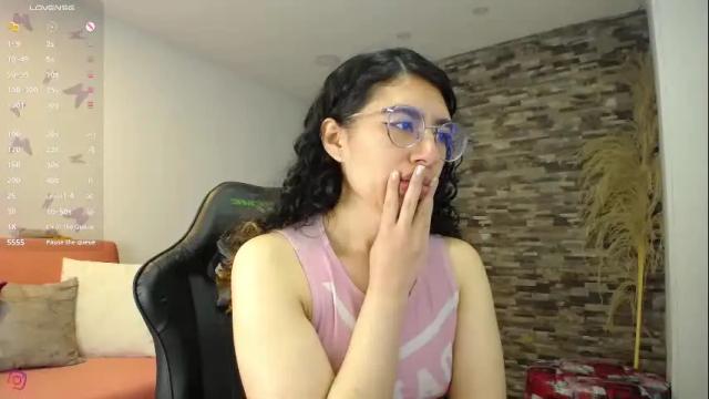 Thumbnail 2, kitty_curly's Stream at Chaturbate, 2 months ago