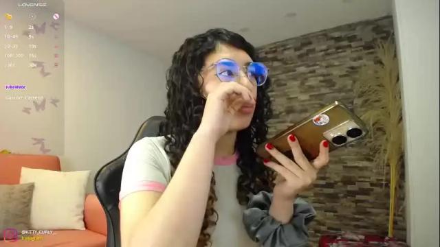 Thumbnail 2, kitty_curly's Stream at Chaturbate, 1 month ago