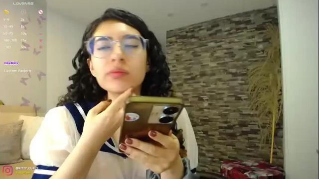 Image 11 of kitty_curly Stream on Chaturbate on 1 month ago