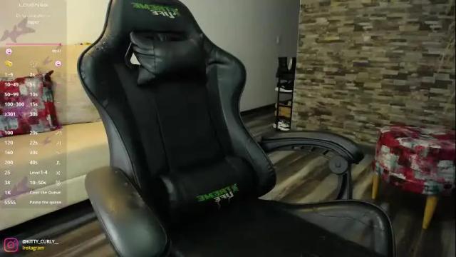 Image 8 of kitty_curly Stream on Chaturbate on 14 days ago