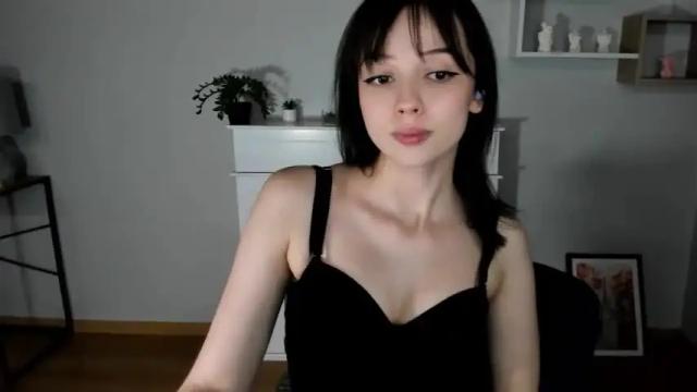 Image 12 of kitty_denise Stream on Chaturbate on 18 months ago