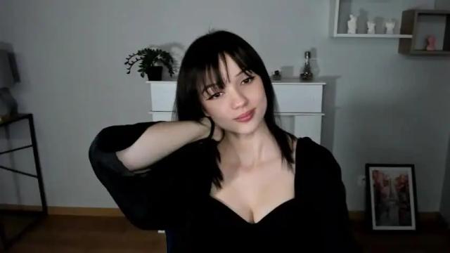 Image 4 of kitty_denise Stream on Chaturbate on 18 months ago