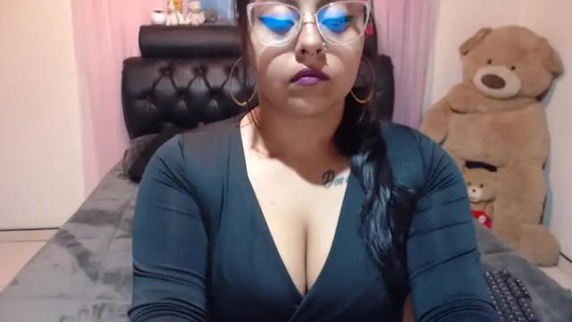Image 8 of kitty_eyes Stream on Chaturbate on 16 months ago