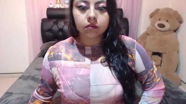 Image 6 of kitty_eyes Stream on Chaturbate on 15 months ago