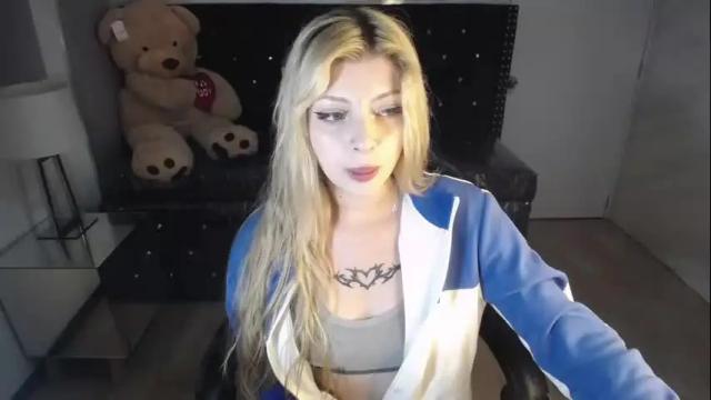 Image 3 of kitty_fox_b Stream on Chaturbate on 21 days ago