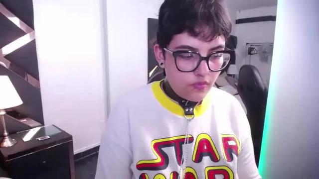 Image 10 of kitty_kinky1 Stream on Chaturbate on 19 months ago