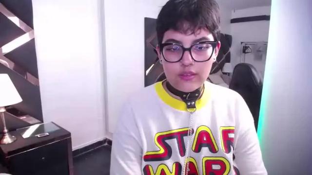 Image 6 of kitty_kinky1 Stream on Chaturbate on 19 months ago
