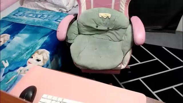 Image 8 of kitty_kity Stream on Chaturbate on 1 month ago