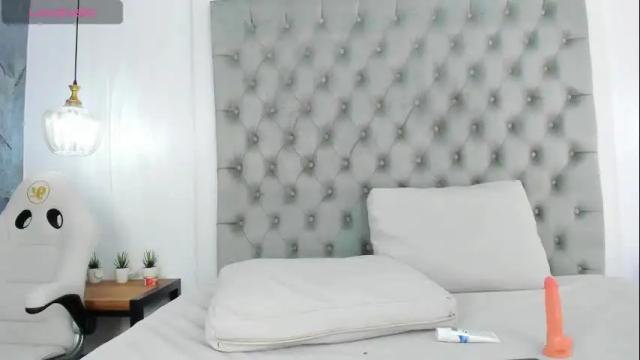 Image 10 of kitty_mori Stream on Chaturbate on 2 months ago