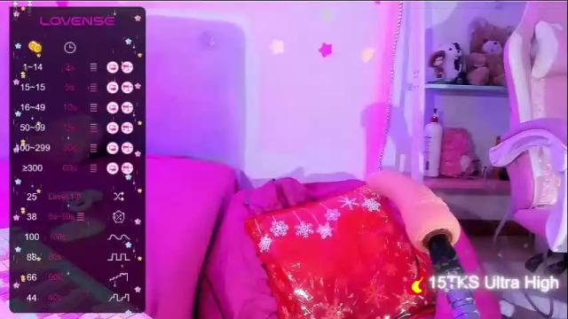 Image 7 of kitty_parker Stream on Chaturbate on 1 month ago