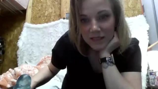 Image 12 of kitty_pies Stream on Chaturbate on 14 months ago