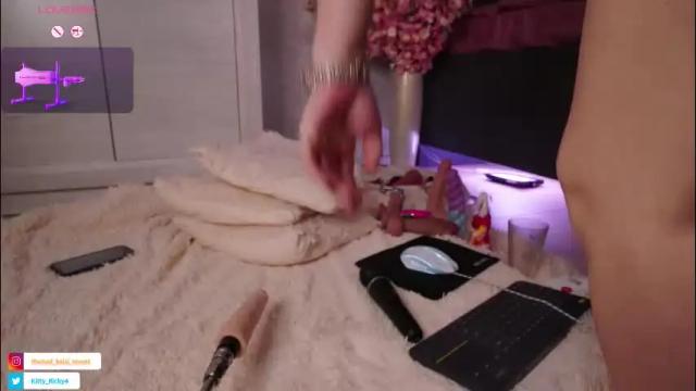 Image 10 of kitty_ricky Stream on Chaturbate on 1 month ago