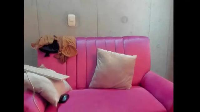 Image 7 of kitty_rose6147 Stream on Chaturbate on 2 months ago