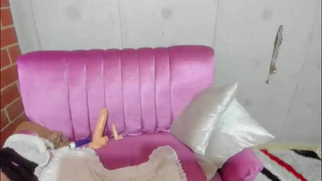 Image 12 of kitty_rose6147 Stream on Chaturbate on 1 month ago