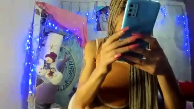 Image 7 of kitty_rousse69 Stream on Chaturbate on 17 months ago