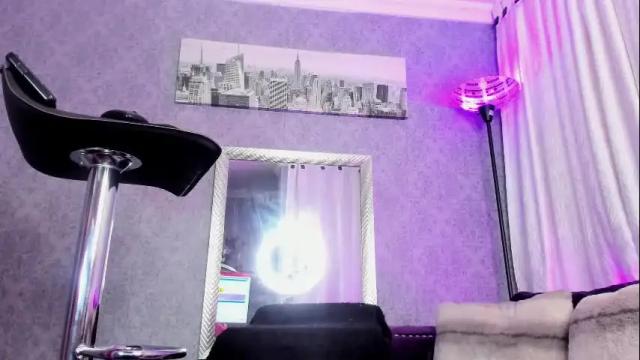 Image 3 of kitty_wichis Stream on Chaturbate on 1 month ago