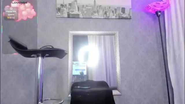 Image 4 of kitty_wichis Stream on Chaturbate on 23 days ago