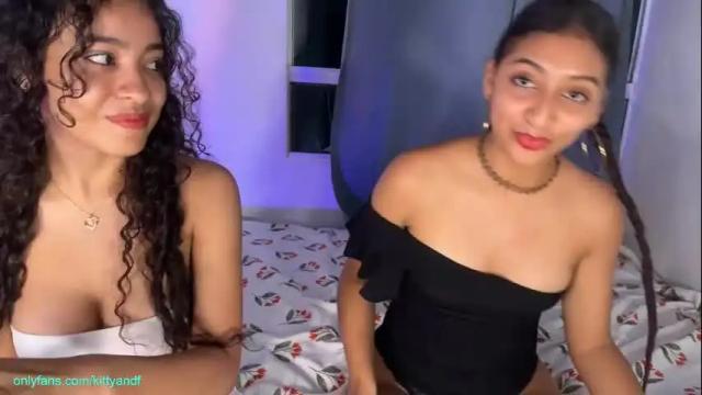 Image 7 of kittyand Stream on Chaturbate on 14 days ago