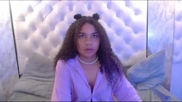 Image 3 of kittybrookex Stream on Chaturbate on 12 months ago