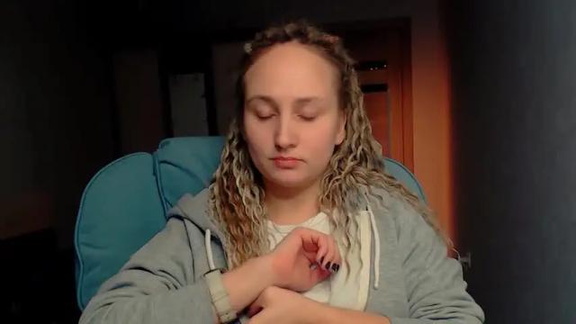 Image 4 of kittycaitlina Stream on Chaturbate on 17 months ago