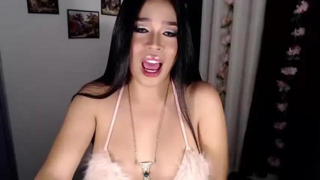 Image 7 of kittycruzxxx Stream on Chaturbate on 14 months ago