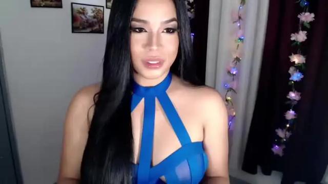 Image 4 of kittycruzxxx Stream on Chaturbate on 14 months ago