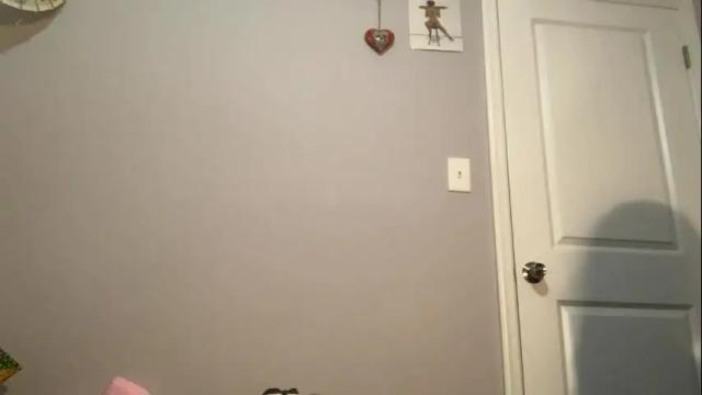 Image 2 of kittygoddess420 Stream on Chaturbate on 4 months ago